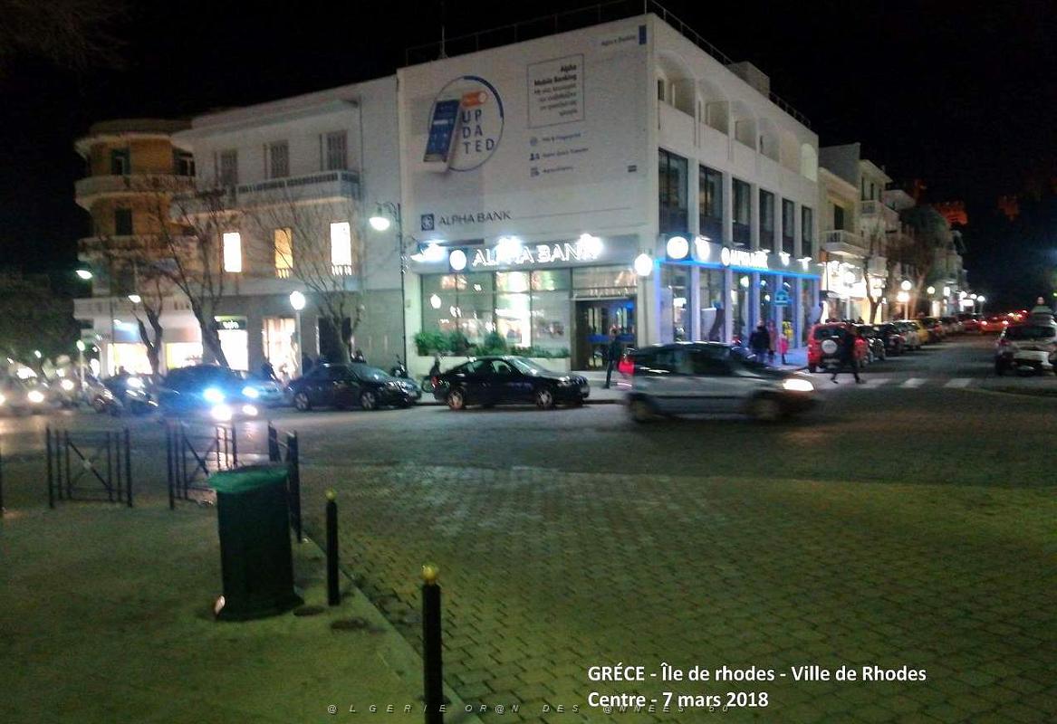 230- Rhodes ville et port d'honneur.jpg